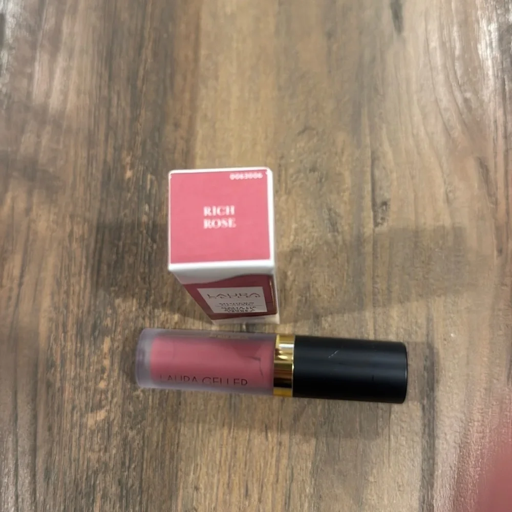 Laura Geller Modern Classic Matte Lip Mousse Shade Rich Rose